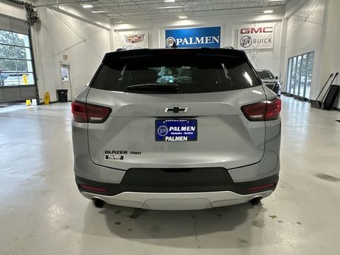 Used 2025 Chevrolet Blazer LT w/ Midnight/Sport Edition image 9