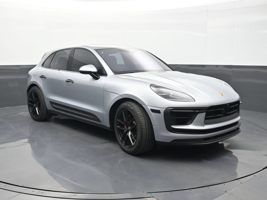 Certified 2023 Porsche Macan S AWD/4WD image 24