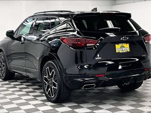 Used 2023 Chevrolet Blazer RS w/ Driver Confidence II Package FWD image 2