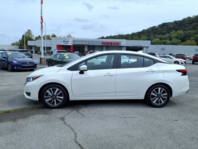 Used 2024 Nissan Versa SV FWD image 2