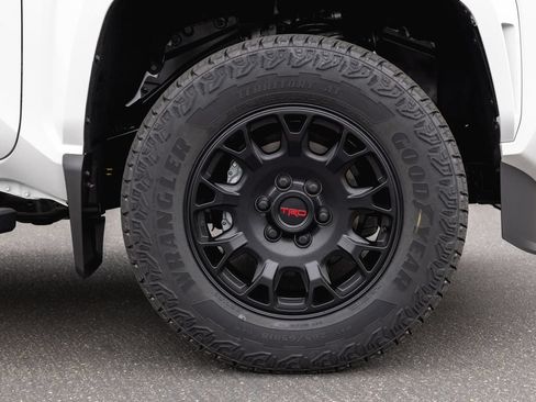 New 2026 Toyota Tacoma SR5 RWD image 4