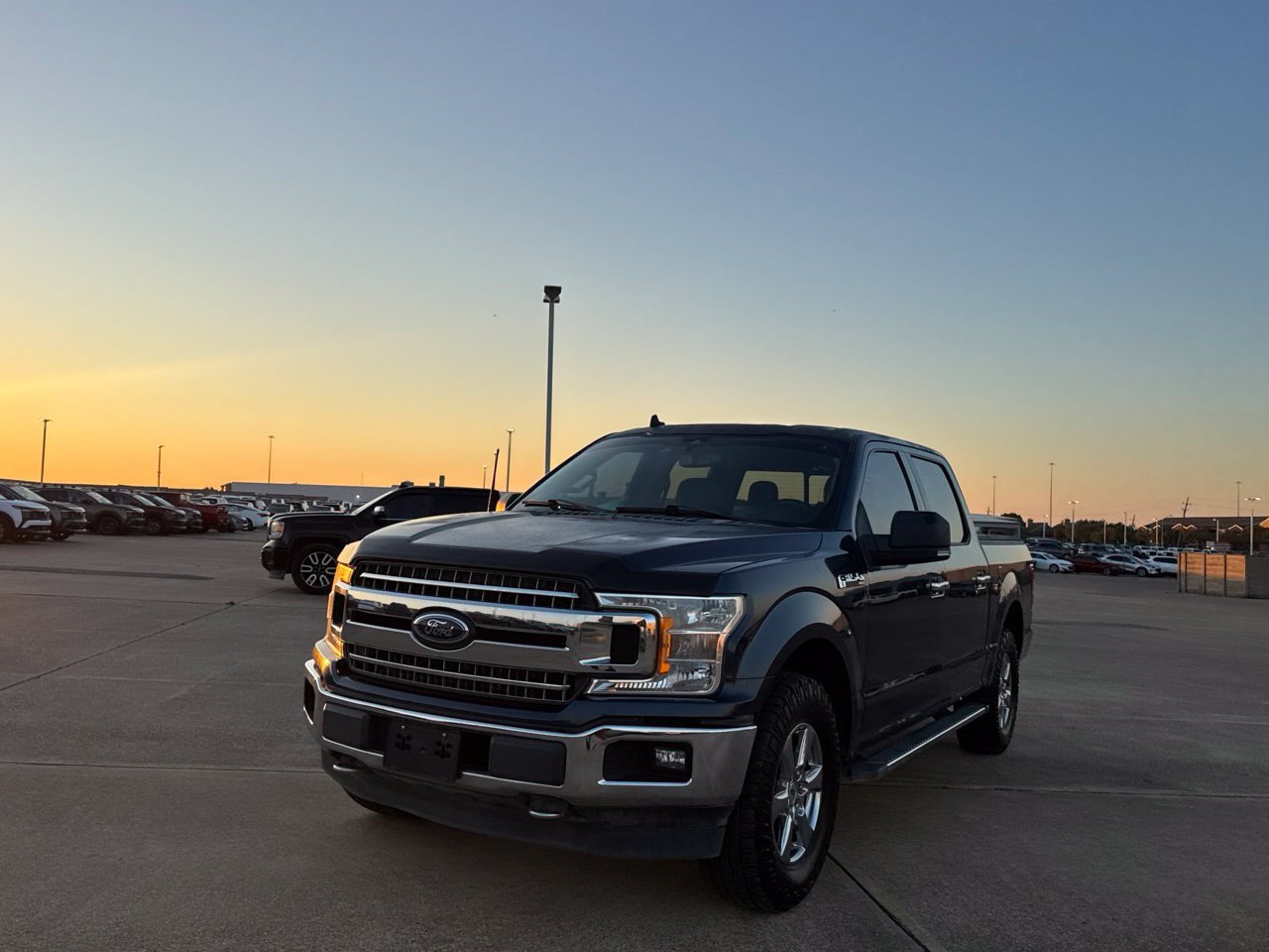 Used 2019 Ford F150 XLT w/ Equipment Group 302A Luxury AWD/4WD image 10
