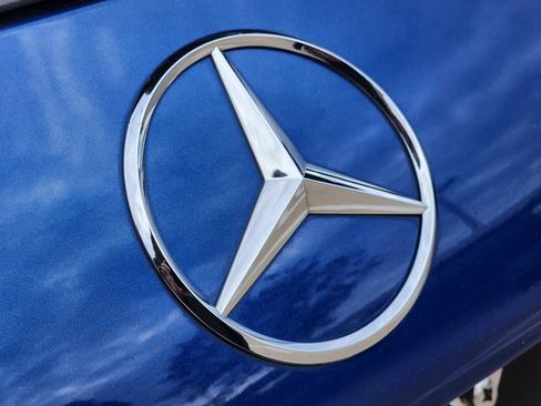 Used 2024 Mercedes-Benz GLB 250 GLB 250 image 9