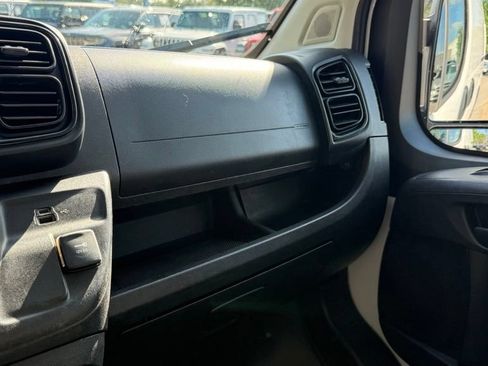 Used 2023 RAM ProMaster 2500 FWD image 22