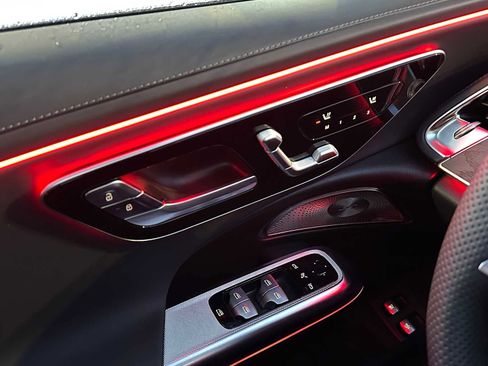 New 2026 Mercedes-Benz E 53 AMG e 4MATIC Sedan image 34