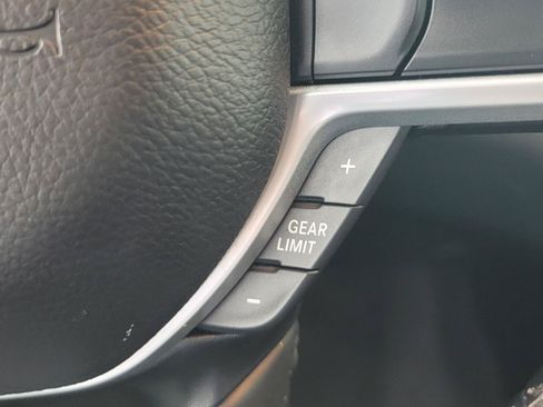 Used 2021 RAM 1500 Big Horn AWD/4WD image 19