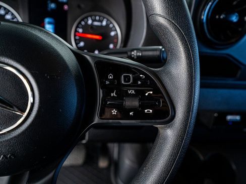 Used 2022 Mercedes-Benz Sprinter 3500 image 37