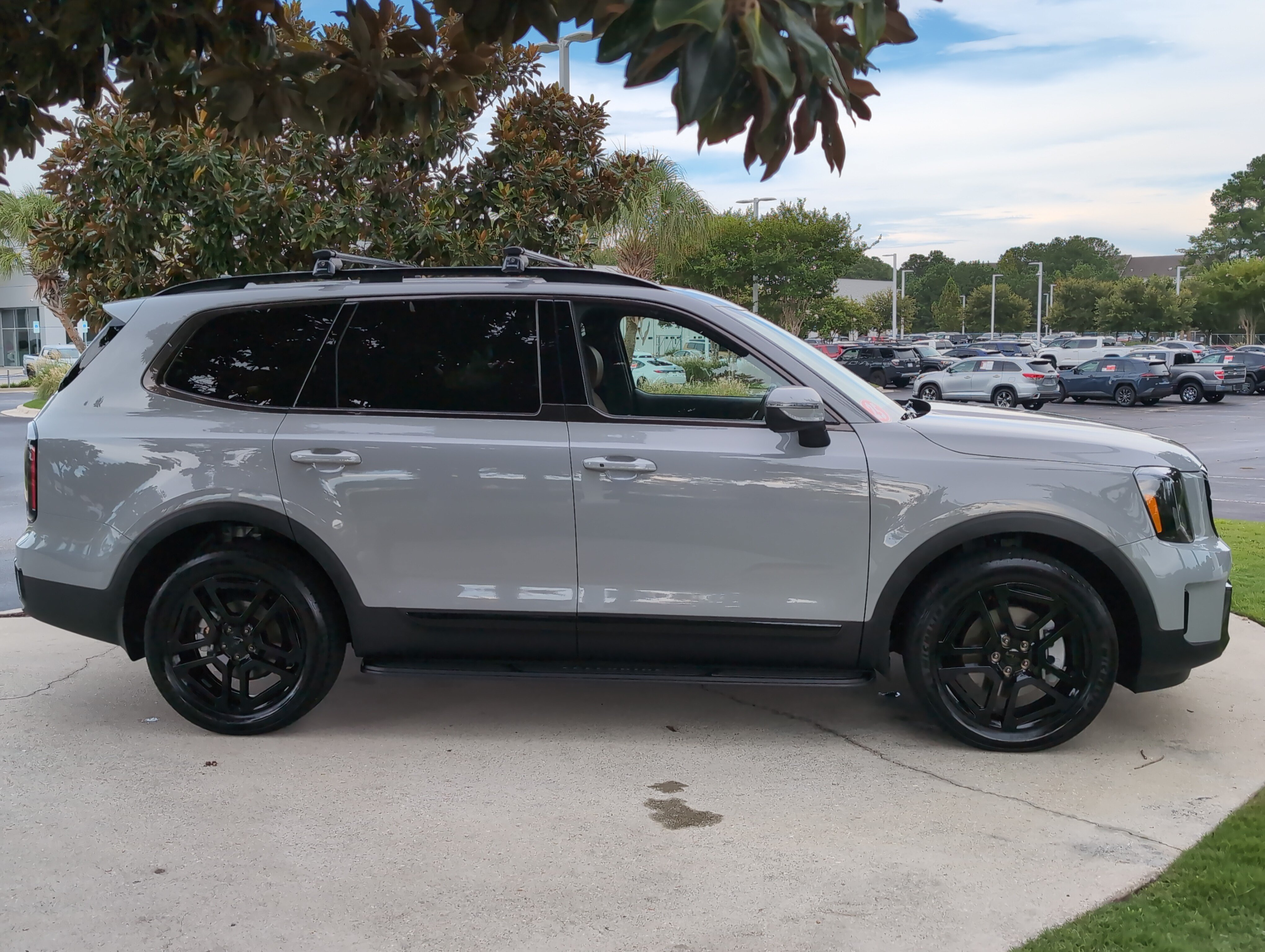 Used 2025 Kia Telluride EX X-Line AWD/4WD image 11