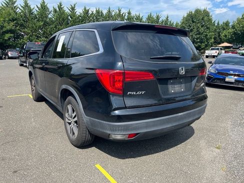 Used 2017 Honda Pilot EX image 5