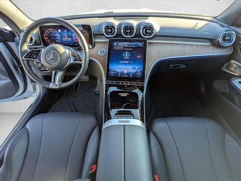 Used 2024 Mercedes-Benz CLE 300 4MATIC Cabriolet image 15