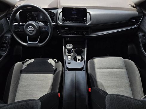 Certified 2023 Nissan Rogue SV FWD image 14