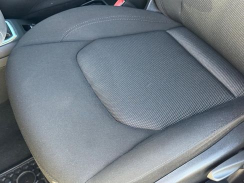 Used 2023 Jeep Renegade Latitude image 25