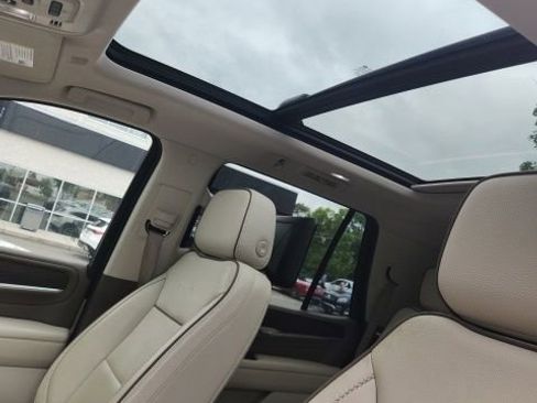 Used 2021 GMC Yukon Denali AWD/4WD image 6