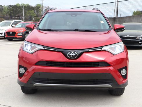 Used 2017 Toyota RAV4 XLE image 10