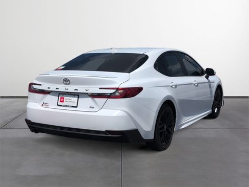 Used 2025 Toyota Camry SE w/ Multimedia Upgrade Package FWD image 5