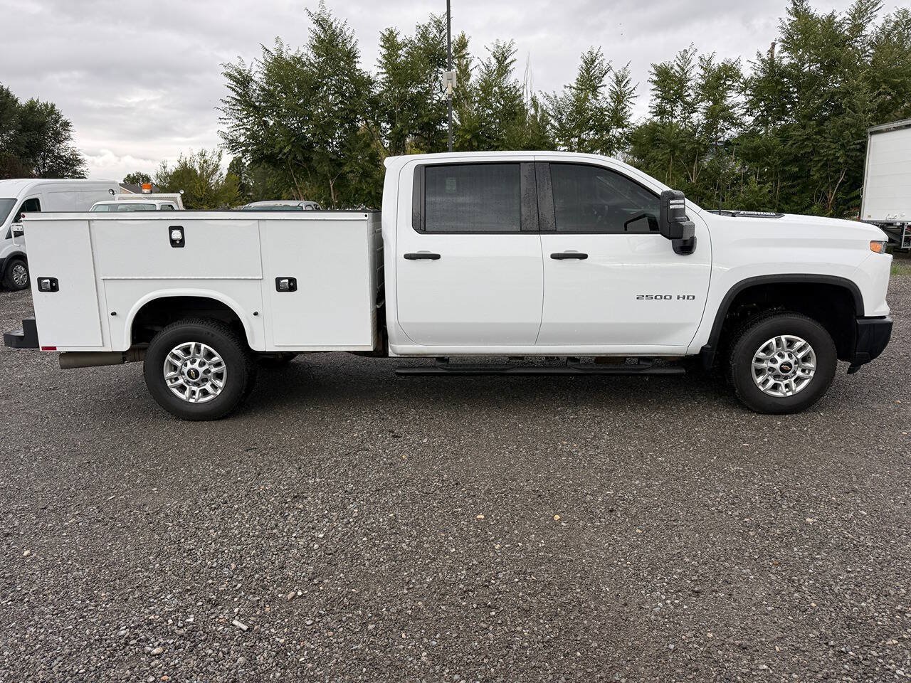 Used 2024 Chevrolet Silverado 2500 W/T w/ WT Fleet Convenience Package AWD/4WD image 2