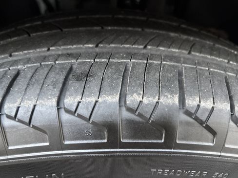 Used 2024 Toyota RAV4 Limited image 12