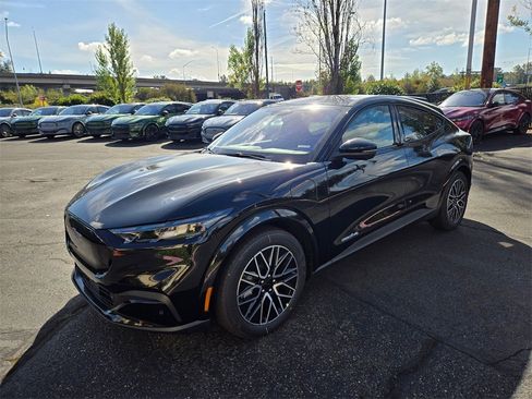 New 2025 Ford Mustang Mach-E Premium image 1