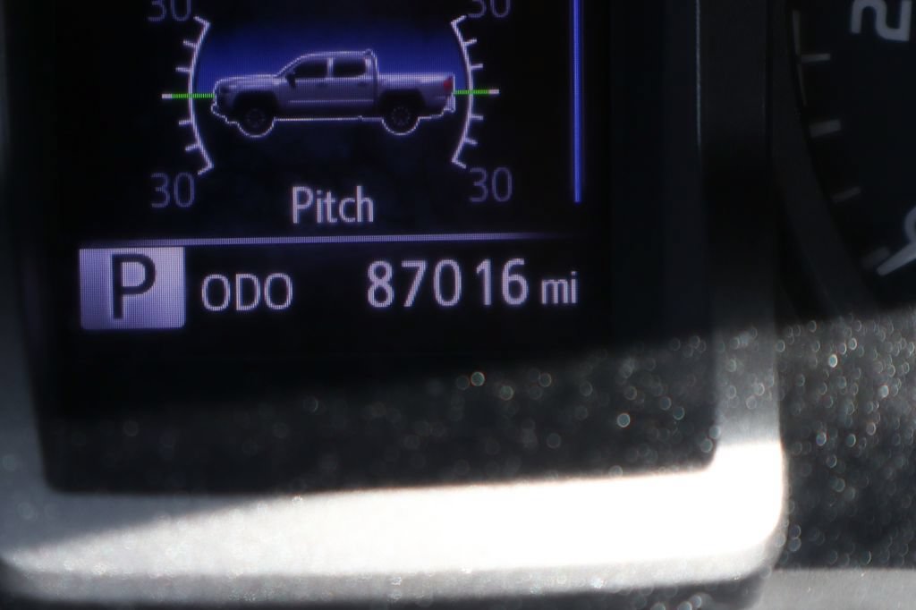 Used 2017 Toyota Tacoma TRD Pro AWD/4WD image 25