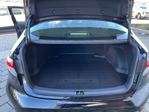 New 2026 Toyota Corolla SE image 25