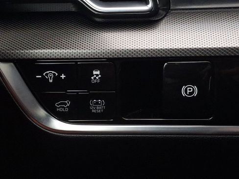 Used 2023 Kia Sportage SX Prestige image 28