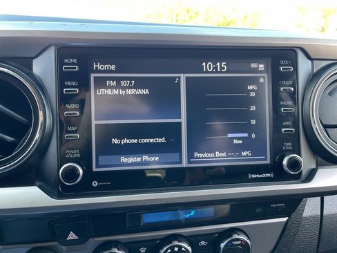 Used 2023 Toyota Tacoma SR5 AWD/4WD image 10