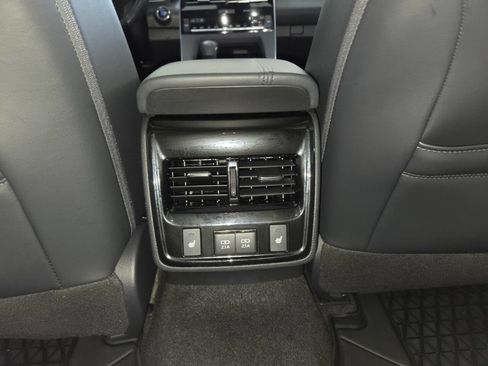 Used 2019 Toyota Avalon Touring w/ All Weather Liner Package FWD image 22