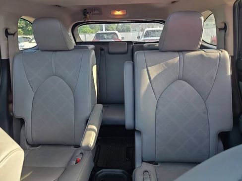 Used 2021 Toyota Highlander Platinum AWD/4WD image 13