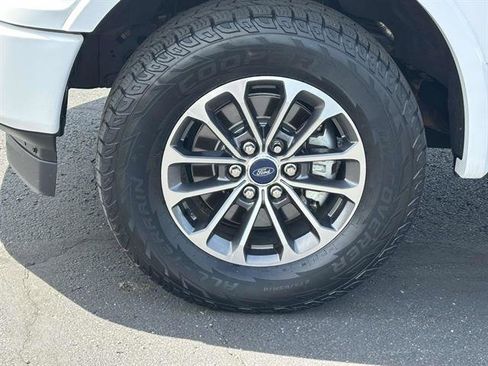Used 2020 Ford F150 XLT w/ Equipment Group 302A Luxury AWD/4WD image 8
