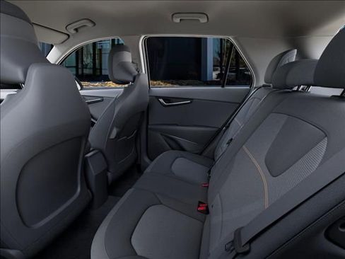 New 2026 Kia Niro LX image 18