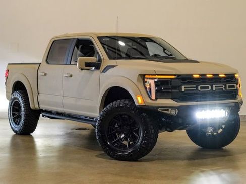 Used 2025 Ford F150 Raptor image 5