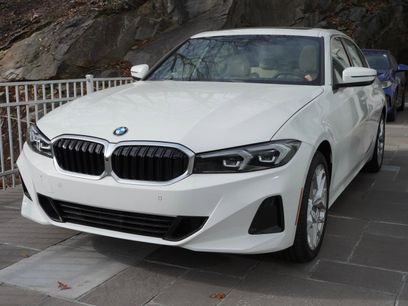 New 2025 BMW 330i xDrive Sedan w/ Premium Package