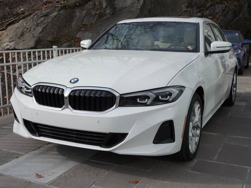 New 2025 BMW 330i xDrive Sedan w/ Premium Package image 1