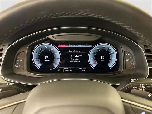 Certified 2022 Audi Q8 Premium Plus image 10