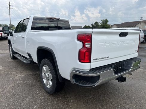 Used 2020 Chevrolet Silverado 3500 LTZ w/ LTZ Premium Package AWD/4WD image 9