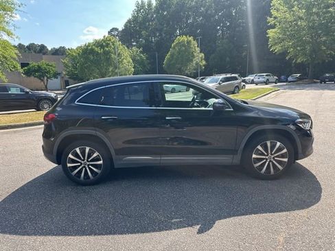 Used 2021 Mercedes-Benz GLA 250 image 4