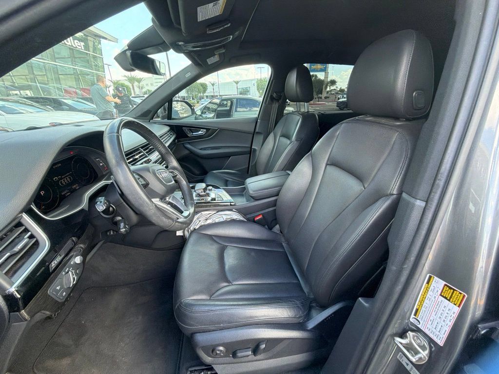 Used 2018 Audi Q7 3.0T Prestige w/ Prestige Package AWD/4WD image 7