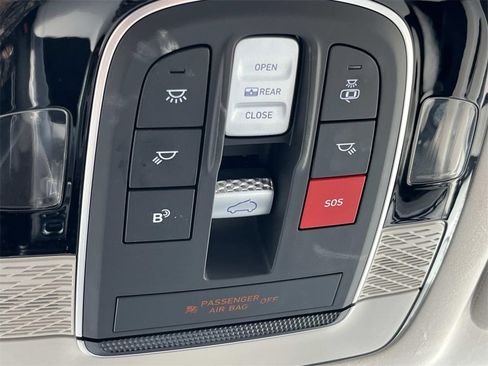 Used 2025 Hyundai Palisade Calligraphy image 25