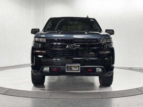 Used 2020 Chevrolet Silverado 1500 LT Trail Boss image 2