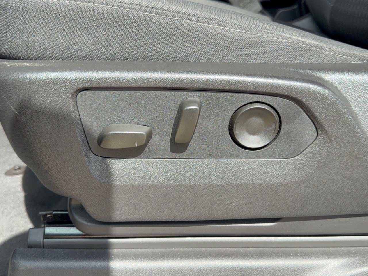 Used 2026 Chevrolet Silverado 1500 RST RWD image 16