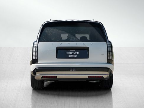 New 2026 Hyundai Ioniq 9 SEL image 5
