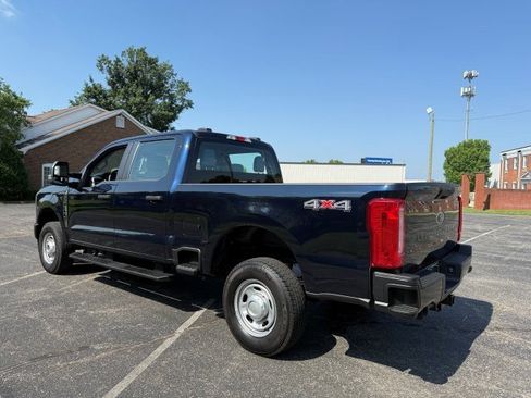Used 2023 Ford F250 XL image 5