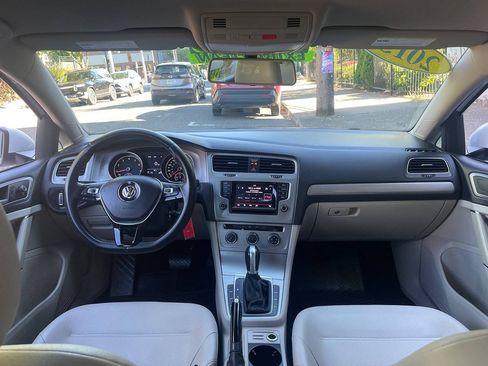 Used 2015 Volkswagen Golf S FWD image 14