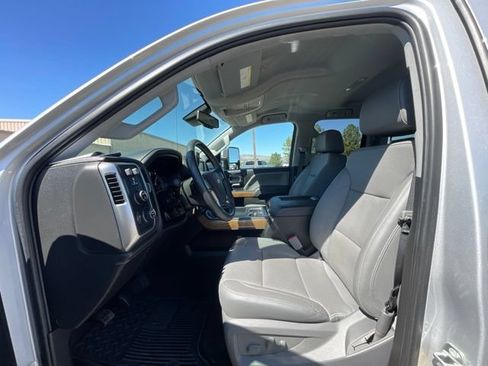Used 2018 Chevrolet Silverado 2500 LTZ w/ LTZ Plus Package AWD/4WD image 6