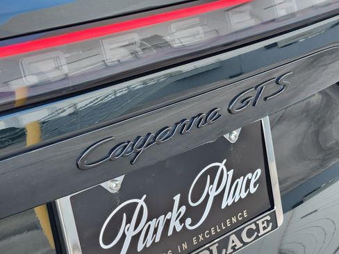 Used 2023 Porsche Cayenne GTS image 30