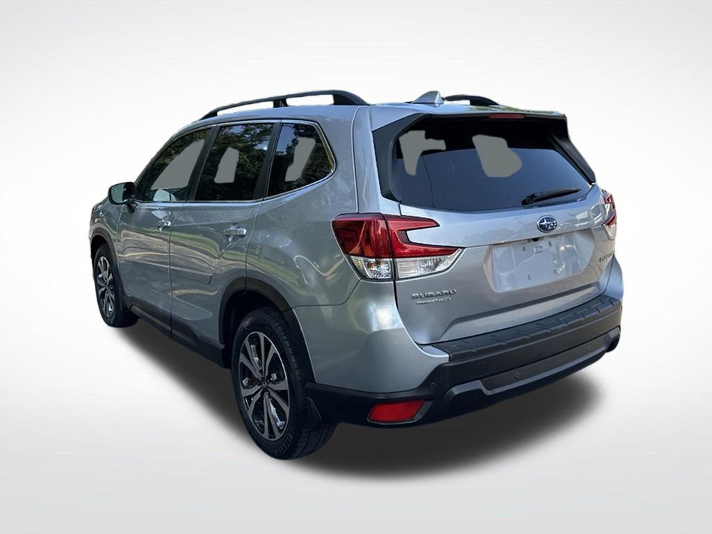 Used 2021 Subaru Forester Limited AWD/4WD image 3