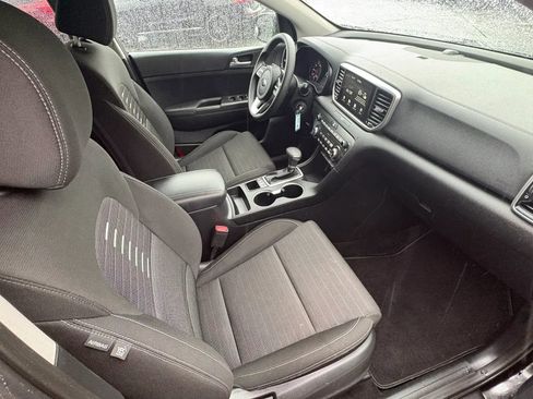 Used 2021 Kia Sportage LX w/ LX AWD Popular Package image 29