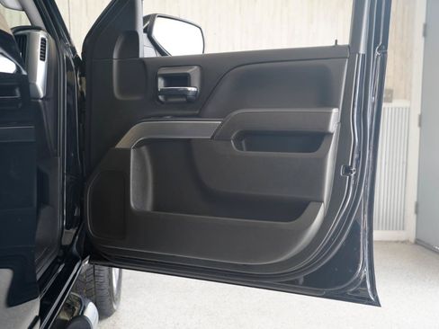 Used 2017 Chevrolet Silverado 1500 LT w/ High Desert Package AWD/4WD image 30