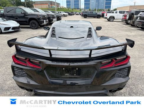 Used 2024 Chevrolet Corvette Stingray Premium Cpe RWD image 4