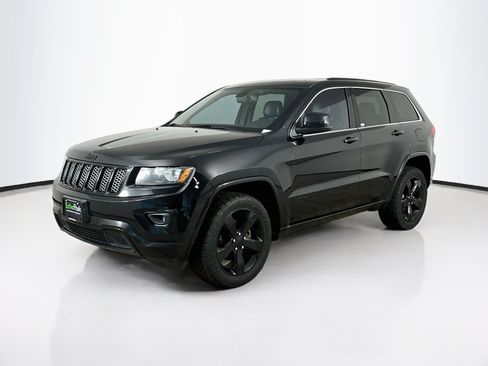 Used 2014 Jeep Grand Cherokee Altitude AWD/4WD image 3
